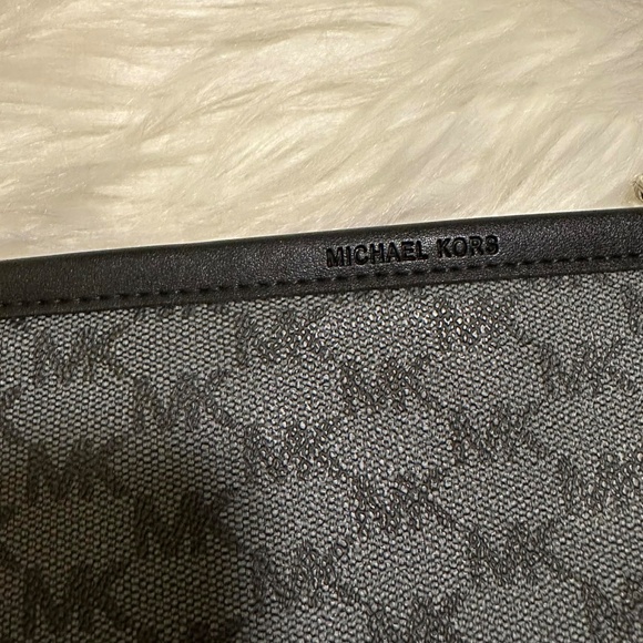 NEW! MICHAEL KORS Womens Medium Belt Bag Fanny Pack Pouch Adjustable Excellent - Picture 3 of 5